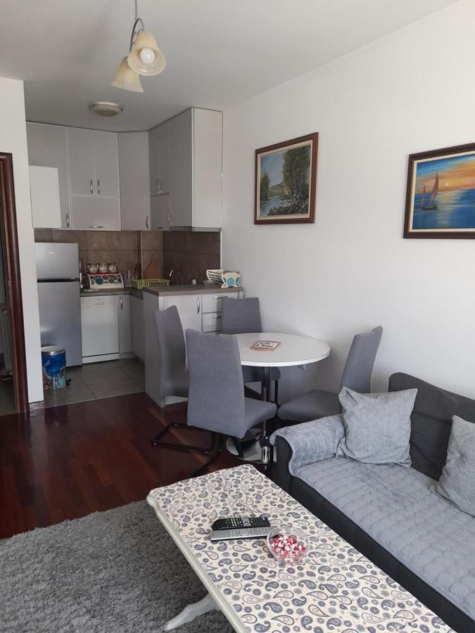 Gloria Apartman Жабляк Екстер'єр фото